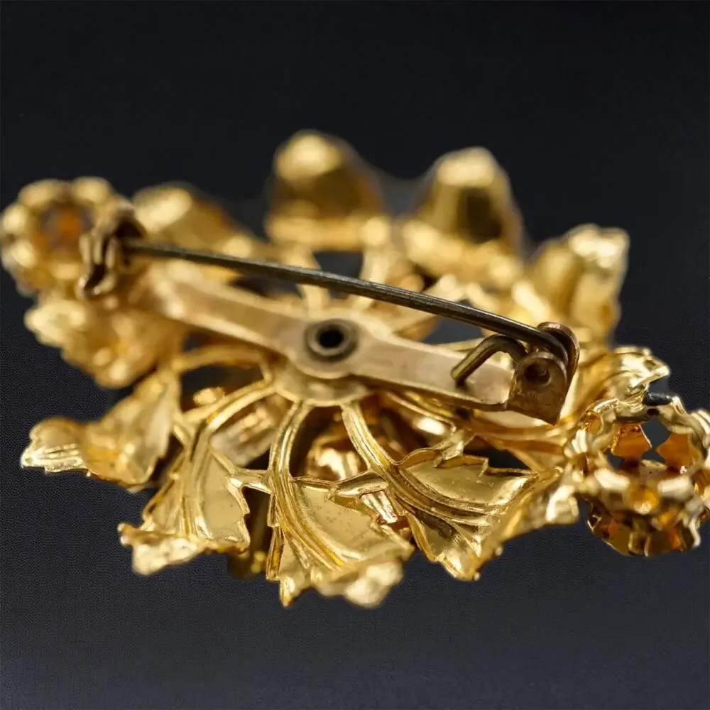 Vintage Floral Rhinestone Brooch & Earrings‎ Set Gold Tone Red Black Austria